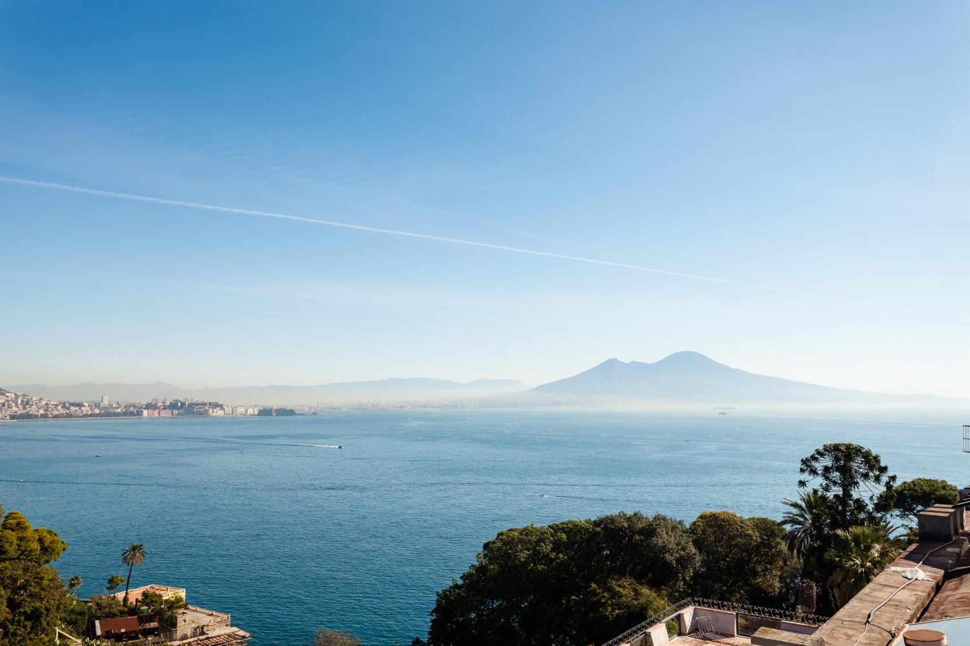 Torre Dell'Incantesimo 那不勒斯 外观 照片